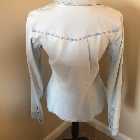 Jean Jacket - Picture 3 of 7